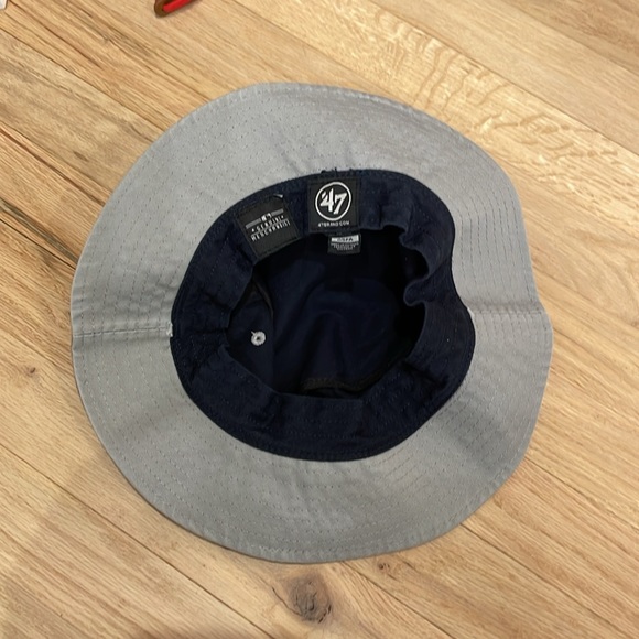Youth Yankees buck hat, one size - Picture 3 of 3